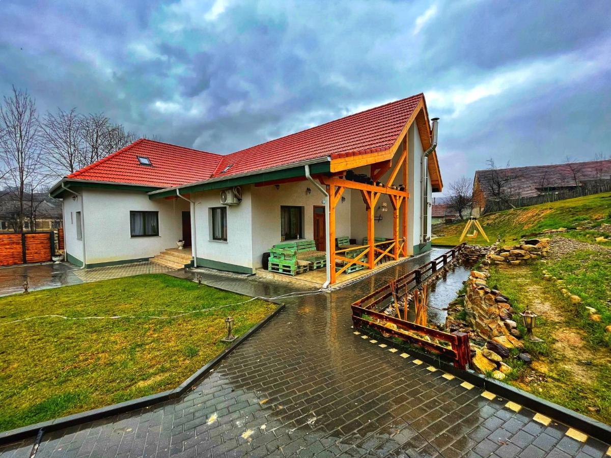 Domeniul Bondarelului Hotel Ocolisu Mic Bagian luar foto