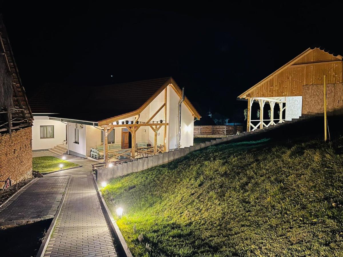 Domeniul Bondarelului Hotel Ocolisu Mic Bagian luar foto