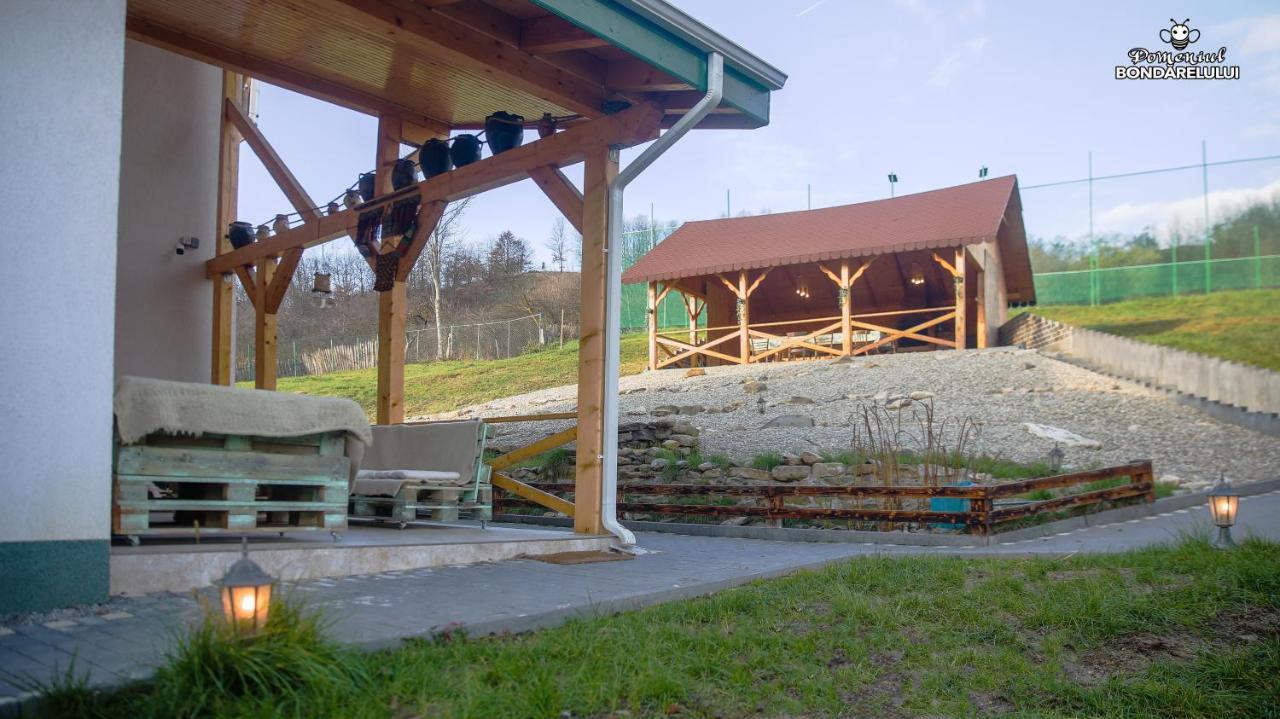 Domeniul Bondarelului Hotel Ocolisu Mic Bagian luar foto