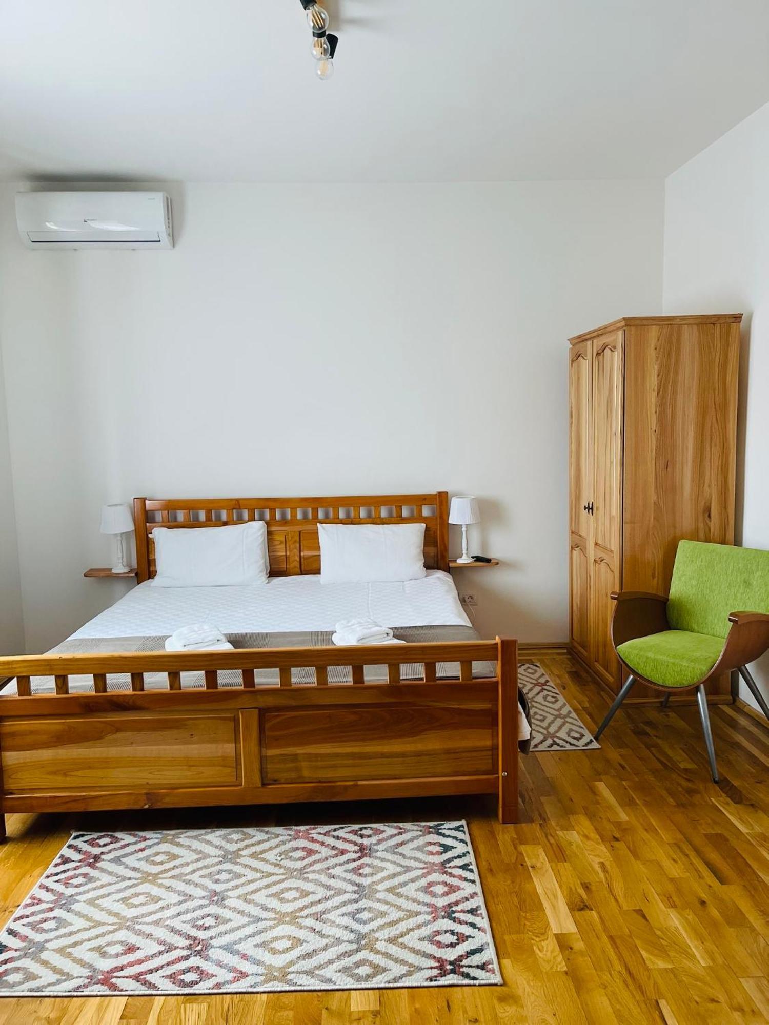 Domeniul Bondarelului Hotel Ocolisu Mic Bagian luar foto
